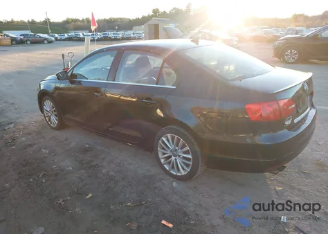 2014 Volkswagen Jetta 2.0L Tdi from USA, damaged, VIN 3VWLL7AJ9EM444564